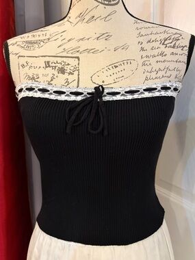 Pretty Garbage Black and White Lace Tie Strapless Top